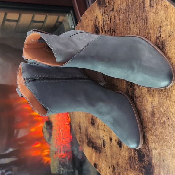 Lucky Brand boots. - Picture 2 of 3